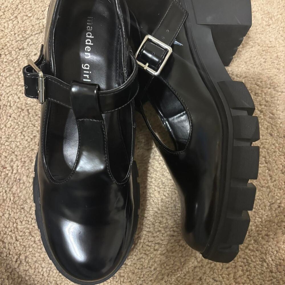Size 9 Madden Girl chunky black block heel platform mary jane pumps